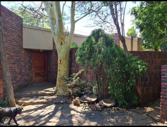 6 BEDROOM HOUSE FOR SALE IN DUNDEE